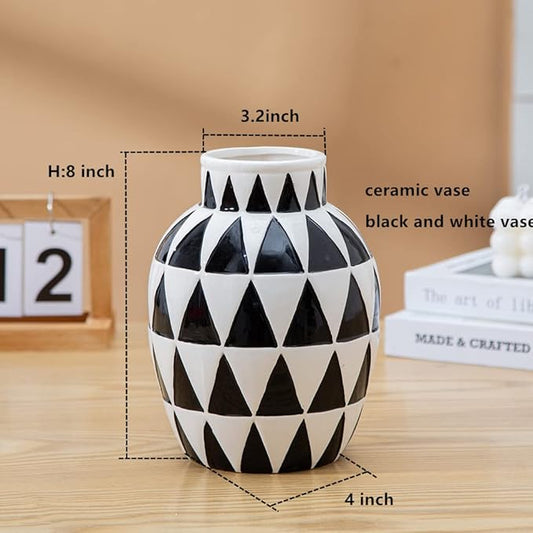 Black and White Ceramic Vase Nordic Minimalist Style Decor for Countertop Center Dresser Kitchen Living Room Home Decor Abstract Vase (W339)