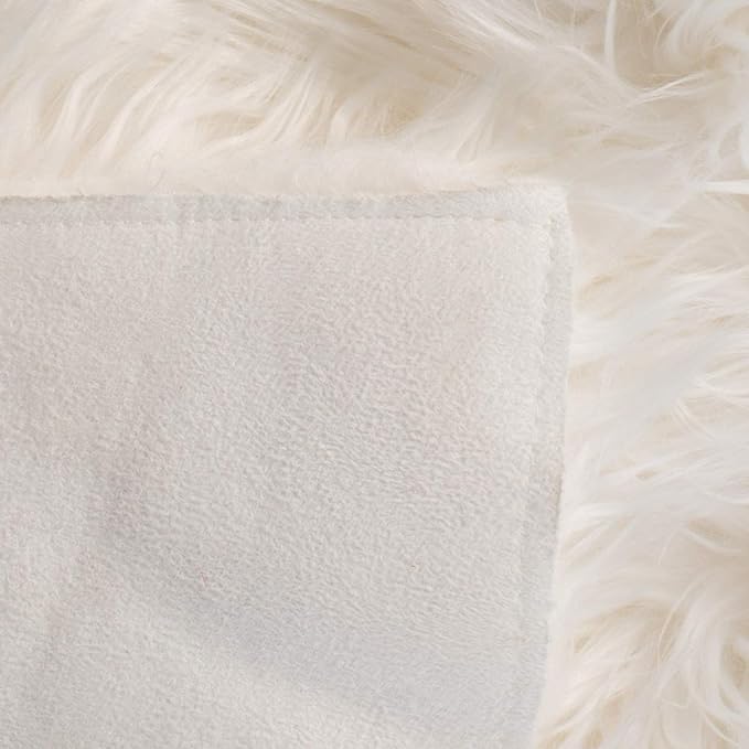 SAFAVIEH Faux Sheep Skin Collection 6' x 9' Ivory FSS115A Silken Glam 2.35-inch Thick Area Rug