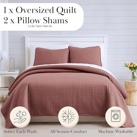 Southshore Fine Living, Inc. Queen/Full Size Quilt Bedding Set with 2 Pillow Shams, Soft Comfy Queen Coverlet/Full Size Bedspread, Machine Washable, Easy Care, Oversized for Total Coverage, Marsala