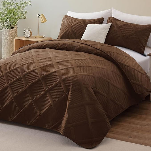 Exclusivo Mezcla King Quilt Set- Brown Quilts Bedding Set with 2 Pillow Shams, Modern King Bedspread with Striped Pattern, Soft Lightweight Bedspreads Coverlets for All Seasons
