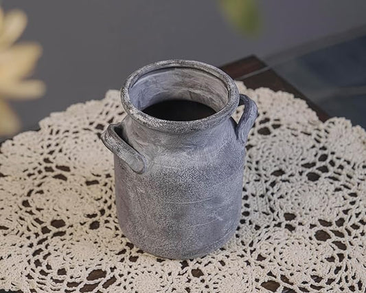 Quoowiit Ceramic Rustic Farmhouse Vase, Distressed Decorative Flower Vases for Home Decor, Ideal Shelf Decor, Black Boho Vase for Living Room Bedroom Kitchen Office Centerpiece Table Decorations