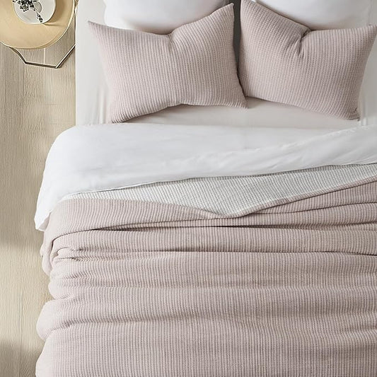 EVERGRACEHOME Cotton Gauze King Bedspread, Ultra Soft Prewashed Pick Stitch Matelassé Coverlet, Lightweight Oversized King Quilt Bedding Set for All Season, w/ 2 Shams, Rosette Beige reverses White