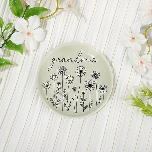 JoycuFF Grandma Birthday Gifts from Granddaughter for Christmas Mothers Day,Grandmother Gifts Ring Dish Decorative Trinket Ceramic