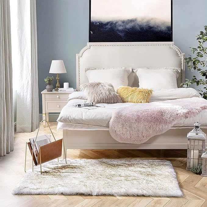 Phantoscope Fluffy Soft Faux Fox Fur Area Rugs for Bedroom Livingroom Kids Room Decor, Shaggy Fur Rugs Anti-Skid, White Brown, 2 x 3 Feet