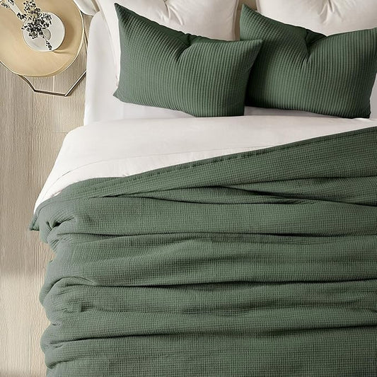 EVERGRACEHOME Cotton Gauze Queen Bedspread, Ultra Soft Prewashed Pick Stitch Matelassé Coverlet, Lightweight Textured Oversized Queen Quilt Bedding Set for All Season, with 2 Shams, Olive Green