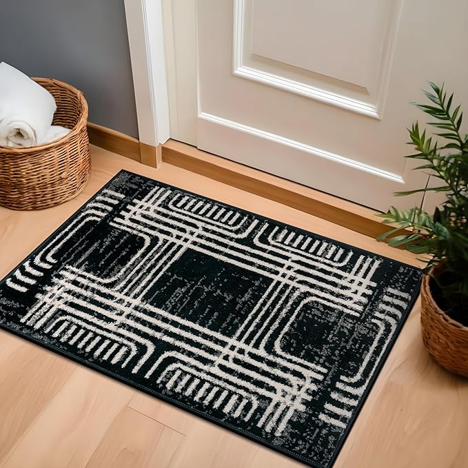 Rugshop Black and White Geometric Area Rug – Abstract Curved Line and Square Pattern Carpet for Living Room, Bedroom, or Office – Contemporary Soft Floor Décor 2' x 3' Black