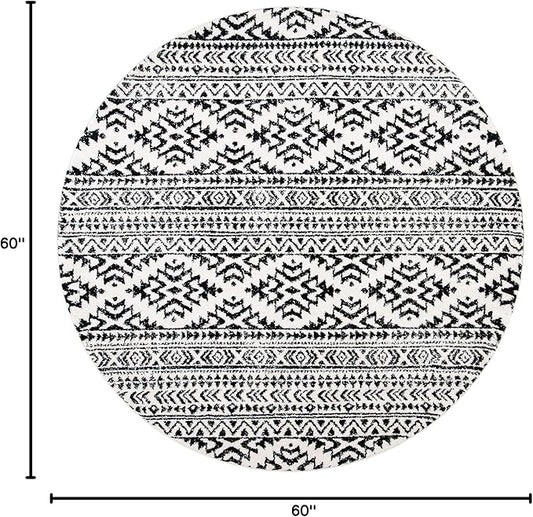 SAFAVIEH Tulum Collection Area Rug - 5' Round, Ivory & Black, Moroccan Boho Tribal Design, Non-Shedding & Easy to Clean, Ideal for Living Room, Bedroom, Dining Space (TUL272B)