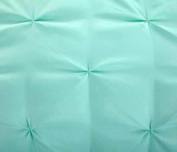 EVOLIVE 4pc Set Pinch Pleat/Kiss Pleat, Pintuck Down Alternative Comforter Set with Pompom (Full/Queen, Mint)