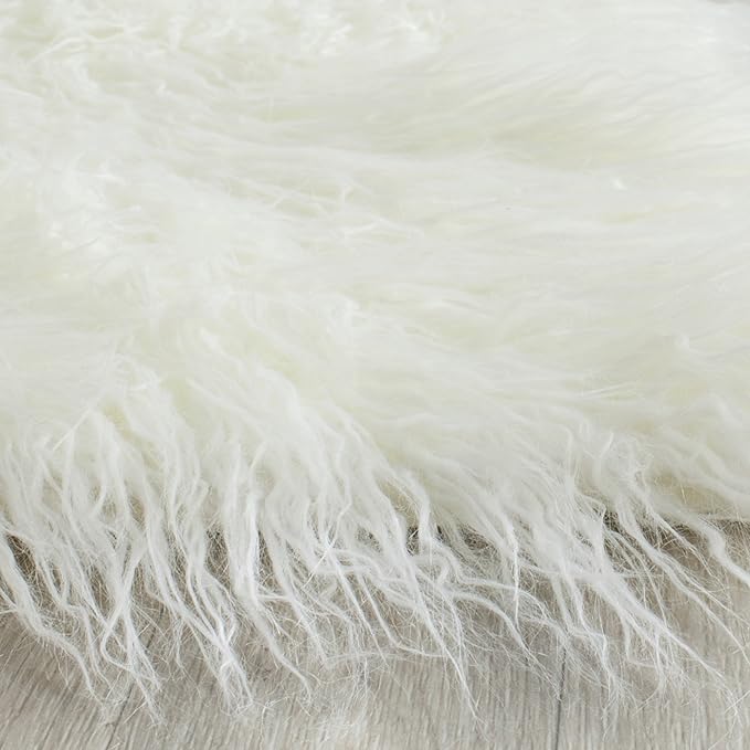 SAFAVIEH Faux Sheep Skin Collection 3' x 5' Ivory FSS117A Silken Glam 2.35-inch Thick Area Rug