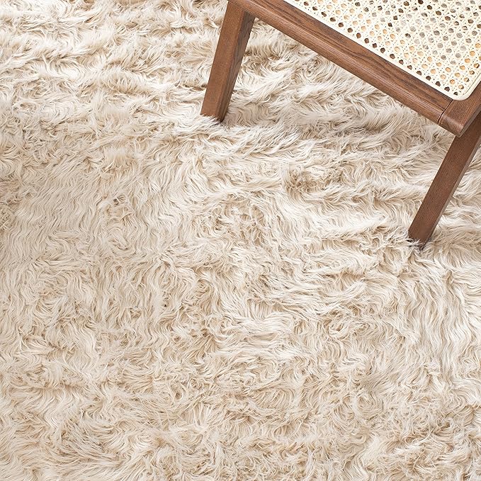 SAFAVIEH Faux Sheep Skin Collection 2' x 3' Beige FSS235K Silken Glam 2.35-inch Thick Accent Rug