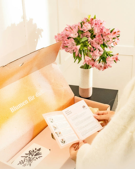 The Ultimate Housewarming Gift Guide: Thoughtful Ideas for Every Home