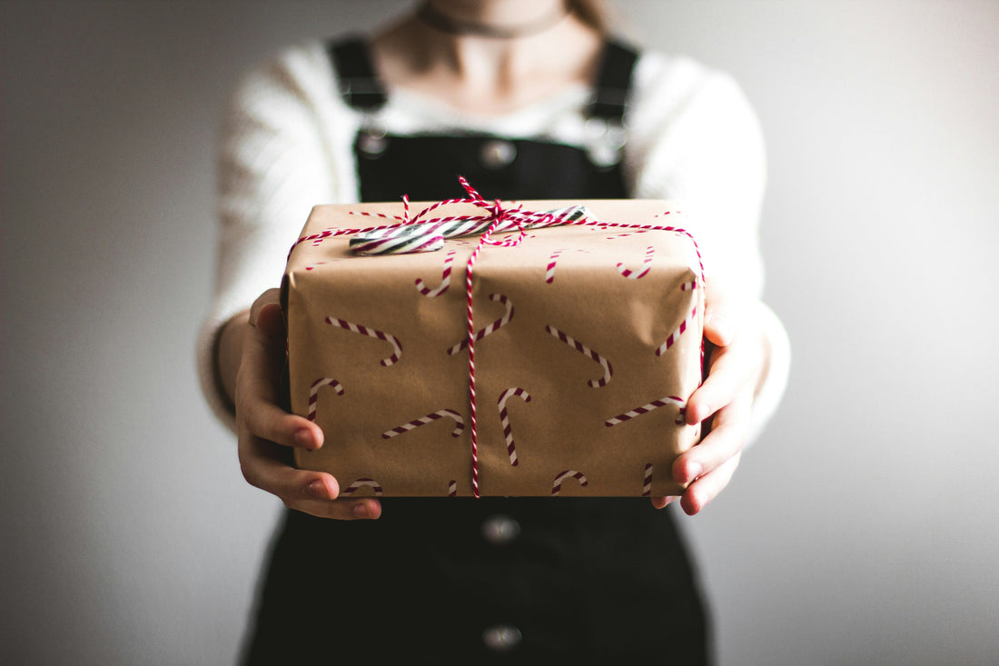 The Art of the Housewarming Gift: A Professional Curation for the Sophisticated Guest