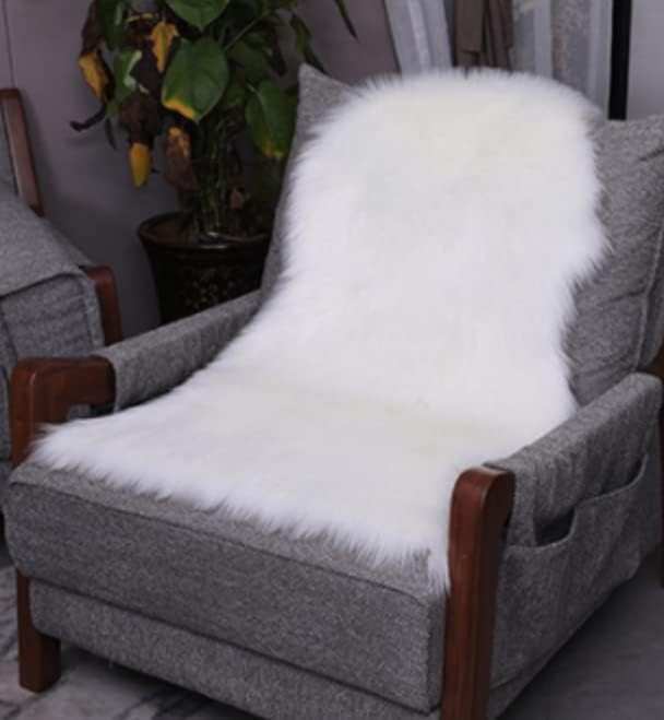Faux Fur Small Rug 2 x 3 ft White Shaggy Sheepskin Machine Washable Fuzzy Area Rug Super Soft Fluffy Plush Carpet for Bedroom Living Room Floor Nursery Kids Room Bedside Rug