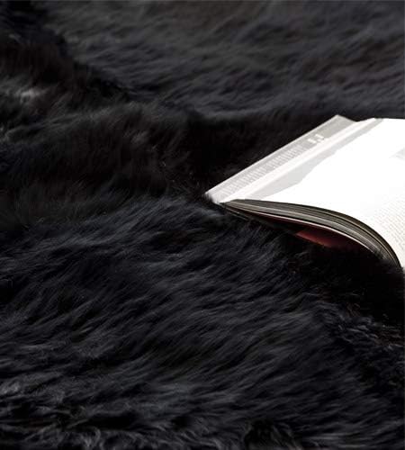 HUAHOO Premium Genuine Sheepskin Rug Black Real Australia Sheepskin Natural Luxury Fluffy Lambskin Fur Area Rug Seat Covers for Kids Bedroom Sofa Chair Cover Pets Dogs Mat Double Pelt/2' x 6' Black