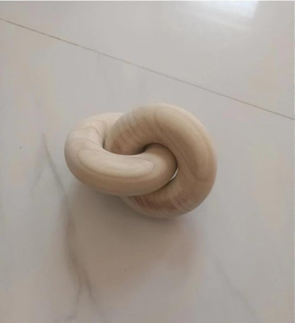 Decorative Wooden Chain Link, 2-Loop Design, Natural Paulownia Wood, Tabletop Ornament (Burlywood)