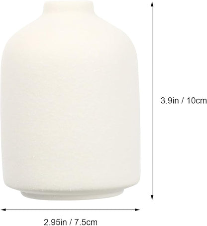 Creative Matte White Ceramic Small Flower Vase 10Cm Height Desktop Art Planter for Office and Home Décor, Simple Bud Vase for Flower Arrangement and Aromatherapy