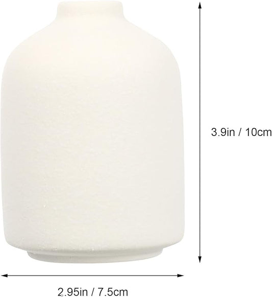 Creative Matte White Ceramic Small Flower Vase 10Cm Height Desktop Art Planter for Office and Home Décor, Simple Bud Vase for Flower Arrangement and Aromatherapy