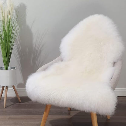 Premium Genuine Fur Sheepskin Rug Real Australia Sheepskin Natural Luxury Fluffy Lambskin Fur Area Rug Seat Covers for Kids Bedroom Sofa Chair Cover (Creamy White, Single Pelt/2ft x 3ft)