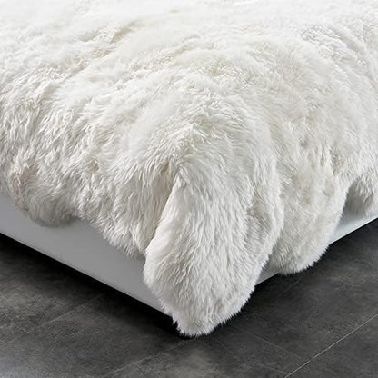HUAHOO Premium Genuine Sheepskin Rug Real Australia Sheepskin Natural Luxury Fluffy Lambskin Fur Area Rug Seat Covers for Kids Bedroom Sofa Chair Cover Pets Dogs Mat Eight Pelt /6.2' x 7' White/Ivory