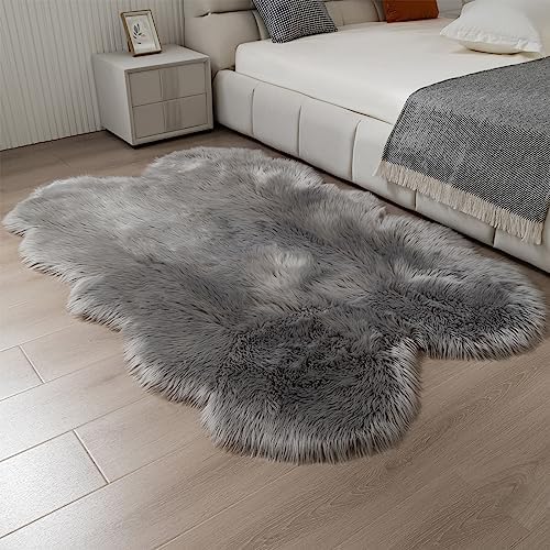 Fluffy Faux Fur Rug Grey Sheepskin Area Rug,4x6 Ft Ultra Soft Shaggy Plush Rug for Bedroom Bedside Living Room Nursery Kids Room