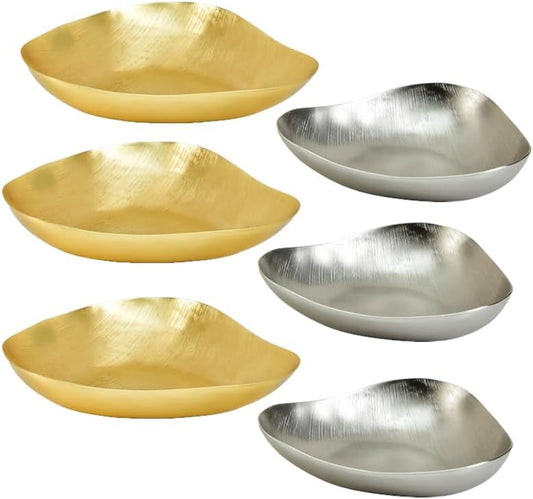 Serene Spaces Living Triangular Aluminum Tray, Gold & Silver Shiny Decorative Metal Tray, Holder for Accessories, Candles, Jewelry, Snacks, Fruits, Centerpiece for Kitchen or Dining Table, Pack of 12