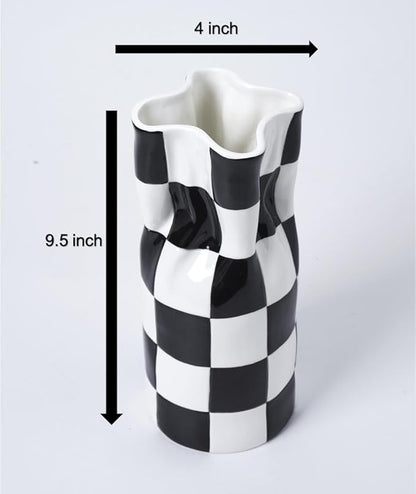 Ceramic Modern Checker Vase for Home Decor, Aesthetic Decoration for Livng Room, Bedroom, Kitchen, Minimalism Abstract Flower Vase Boho Chi, Wabi-Sabi, Hand-Pinched Pottery