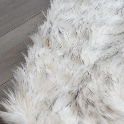 Gray and White Area Rug 6x9 Rugs for Bedroom Fuzzy Plush Large Sheepskin Washable Fluffy Fur Rug for Living Room Nursery Rug