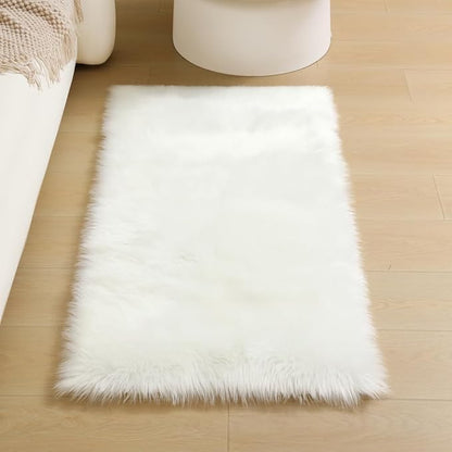 Fluffy Faux Fur Rug White Sheepskin Area Rug,3x5 Ft Ultra Soft Shaggy Plush Rug for Bedroom Bedside Living Room Nursery Kids Room