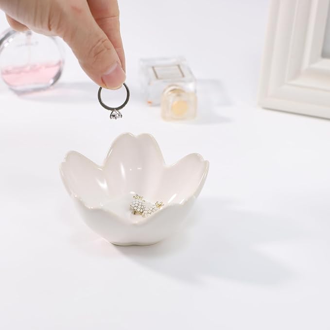 Flower Ring Dish Holder,Jewelry Dish Tray,Small Trinket Tray,Jewelry Plate Bowl,Key Bowl,Decorative Plate,Birtdhay Christmas Gifts for Women Friends,Ceramic Kiln effect White