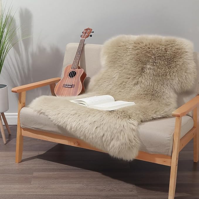 Premium Genuine Fur Sheepskin Rug Real Australia Sheepskin Natural Luxury Fluffy Lambskin Fur Area Rug Seat Covers for Kids Bedroom Sofa Chair Cover (Creamy Gray, Single Pelt/2ft x 3ft)