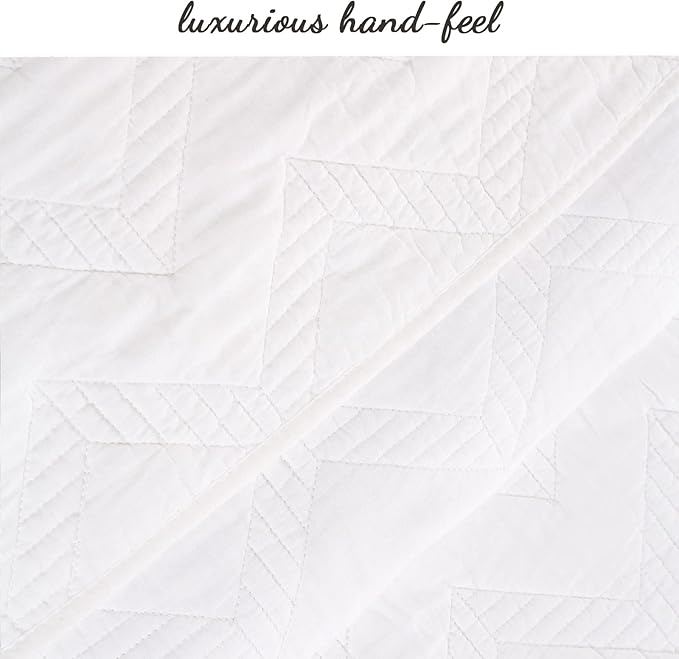 Cozy Line Home Fashions 100% Cotton Geometric Modern Zig Zag Stitch Solid White Quilt Bedding Set, Coverlet, Bedspread Lightweight for All Season (Chevron - White, Queen - 3 Piece)