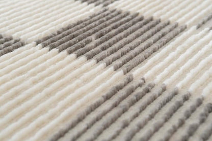 Revival Rugs Gambit 3'x9’ Checkered Rug Machine Washable Runner Rug for Hallway Entryway - 100% Recycled Oeko-TEX Certified, Medium Pile, Gray, Beige