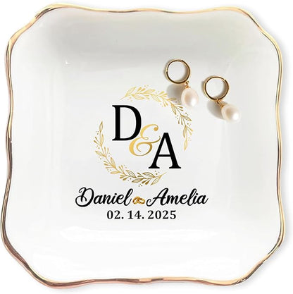 Personalized Wedding Ring Dish Gifts for Couples, Married Jewelry Tray Ring Holder, Wedding Gifts for Women Newlywed Future Bride To be, Engagement Gift for Mr Mrs Wife Husband Him Her
