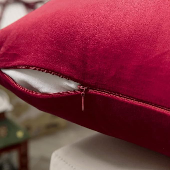 MIULEE Pack of 2 Christmas Red Velvet Pillow Covers Decorative Square Pillowcase Soft Solid Cushion Cases Holiday Home Decor for Sofa Couch Bedroom Car 18x18 Inch