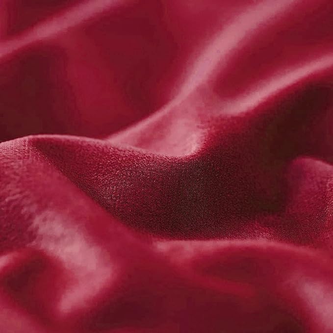 FY FIBER HOUSE Pack of 2 Velvet Throw Pillow Covers Christmas Decorative Square Pillowcase Soft Solid Cushion Case for Sofa/Couch Use, 18 x 18 Inch Red