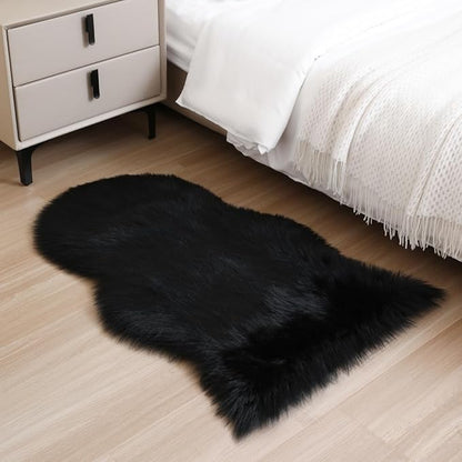 Faux Fur Small Rug 2 x 3 ft Black Shaggy Sheepskin Machine Washable Fuzzy Area Rug Super Soft Fluffy Plush Carpet for Bedroom Living Room Floor Nursery Kids Room Bedside Rug