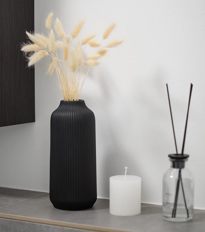 Ceramic Vase in Nordic Style, Decovase Large for Pampas Grass as Boho Deco, Vase Black Matt 8 inch for Flowers, Scandinavian Design Home Decoration for Fresh Flowers, Dried Flowers (Size M)