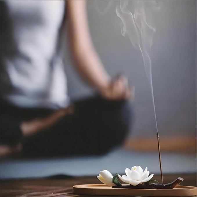 Handmade Ceramic Incense Holder for Home,Perfect Yoga Meditation Accessory, Elegant Home Office Decor for Women, Unique Gift for Her (Floral Design)