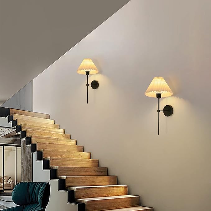 Wall Sconces Sets of 2, White Pleated Fabric lampshade Matte Black Wall Lamp, Column Bracket Wall Lighting, Bathroom Dresser Hardwired lamp Fixture, Applicable to Living Room, Bedroom and Dining Room