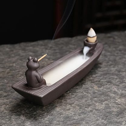 ChangWanna Frog Incense Holder Waterfall - Ceramic Cone Backflow Incense Burner Smoke Fountain, Back Flowing Incense Diffuser with 45 Sticks & 12 Cones, Frog Ornament for Aromatherapy/Yoga/Home Decor