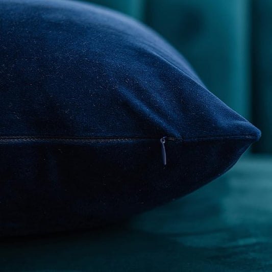 Couch Pillow Cases 18x18 Navy: 2 Pack Cozy Soft Velvet Square Throw Pillow Covers for Farmhouse Home Decor