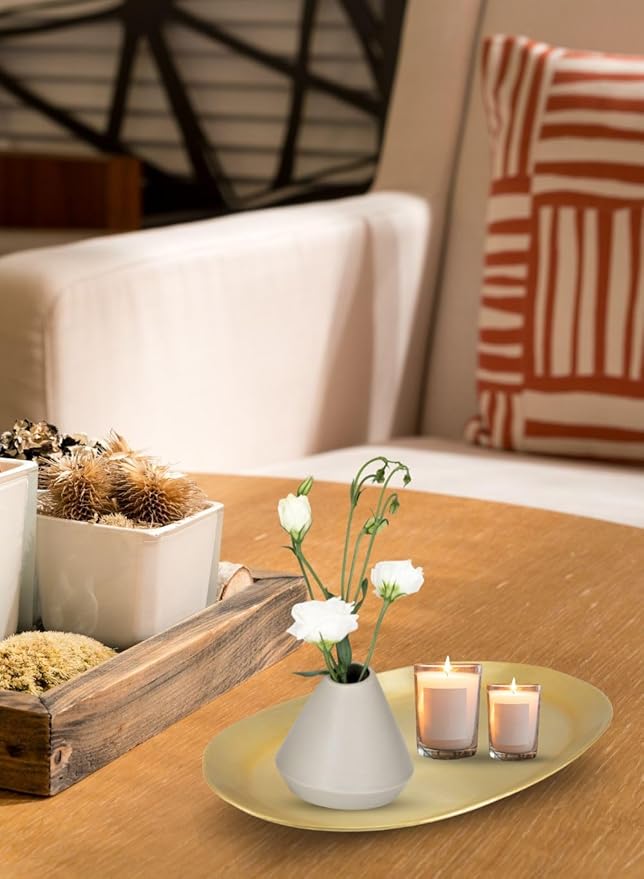 Serene Spaces Living Oval Brass Look Aluminum Tray, Hammered Decorative Metal Tray Use as Holder for Accessories, Candles, Jewelry, Centerpiece for Kitchen or Dining Table, Set of 12