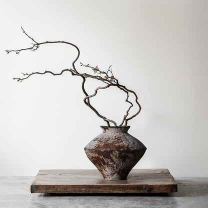 Wabi Sabi Rusty Vintage Vase, 6.1" Tall Wabi Sabi Decor Rustic Farmhouse Pottery Vase for Centerpiece, Textured Pottery Flower Vases for Home Decorative, Table, Living Room, Bedroom, Bathroom, Kitchen