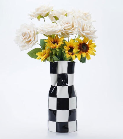 Ceramic Modern Checker Vase for Home Decor, Aesthetic Decoration for Livng Room, Bedroom, Kitchen, Minimalism Abstract Flower Vase Boho Chi, Wabi-Sabi, Hand-Pinched Pottery