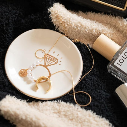 Engaged Ring Dish, Wedding Ring Dish, Does This Ring Make Me Look Engaged, Engagement Ring Dish Gifts for Couples, Engagement Ring Holder for Women Engagement, Thanksgiving, Christmas