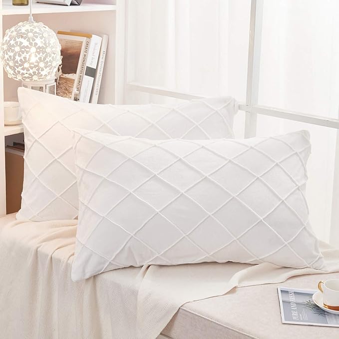 JAUXIO Diamond Pinch Pleated Crystal Velvet Pillowcases 2 Pack Solid Pintuck Throw Cushion Cover for Home Decor Hidden Zipper Closure (White, Standard)