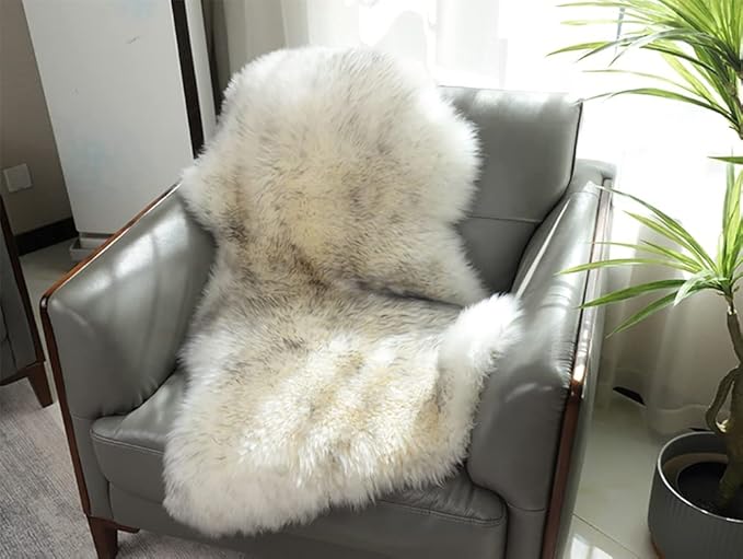 HUAHOO Premium Genuine Sheepskin Rug White Grey Real Australia Sheepskin Natural Luxury Fluffy Lambskin Fur Area Rug Seat Covers for Kids Bedroom Pets Dogs Mat Single Pelt/2'x 3' Wolf Tip