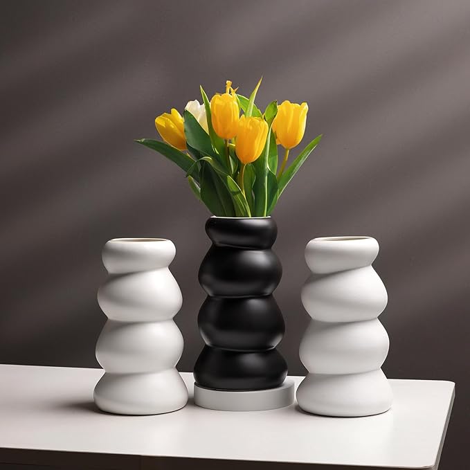 BosilunLife Ceramic Vase with Stacked Bubble Design – Boho Modern Sculptural Flower Vase for Home Decor, Shelf or Table Centerpiece (Black)