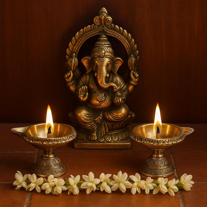 athizay Brass Standing Diya Set – Pack of 2 Traditional Indian Oil Lamps for Pooja, Diwali & Spiritual Decor | Solid Brass Vilakku for Gifting