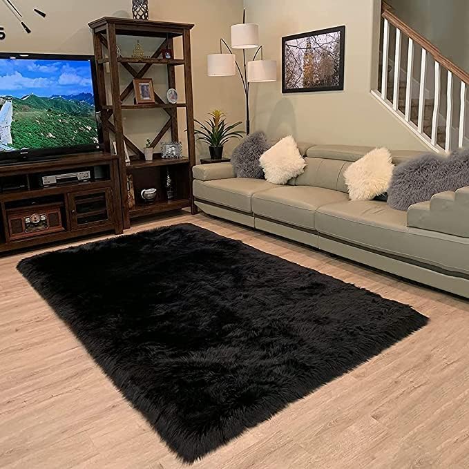 LAMBZY High Pile Super Soft Faux Sheepskin Rug (Black, 3'x5')